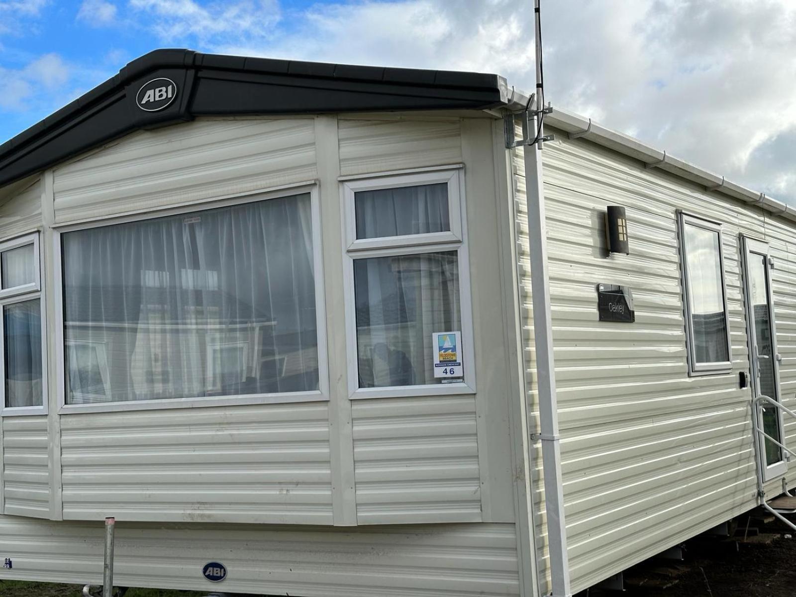 Felixstowe Chimo Caravan 8 Sleeps 5 Min To Beach Exterior photo